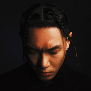 精品国产亚洲人成在线观看韩国
